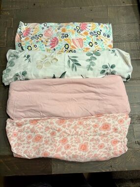 Set of 4 Changing Pad Covers (Honest Baby and LifeTree)